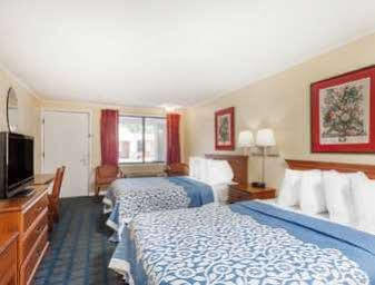 Days Inn By Wyndham Dover Downtown Exteriör bild